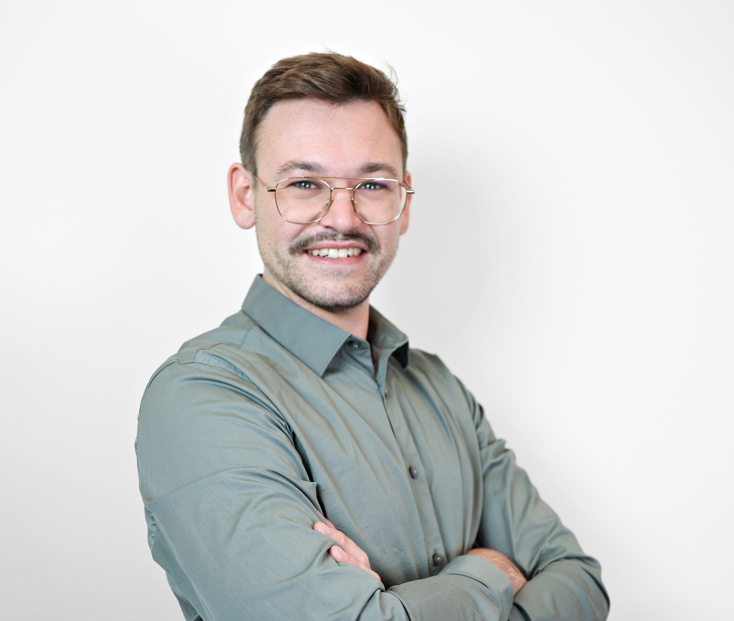 Bastian Elsner, Geschäftsführer und Sohn des Unternehmensgründers, bei der Elsner Elektronik GmbH