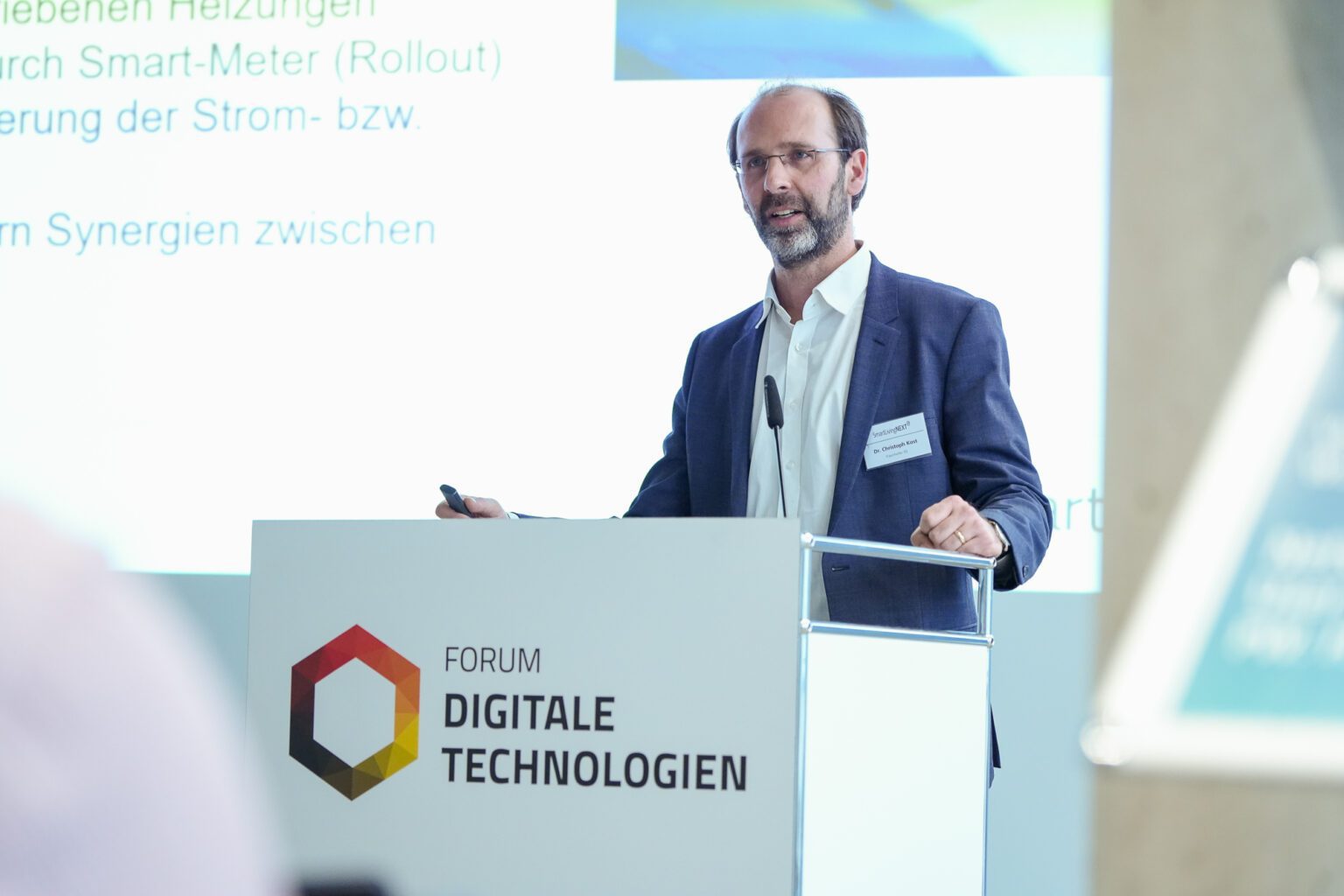 Christoph Kost, Fraunhofer-Gesellschaft, presented how sustainable energy management should be analyzed in smart living and building environments.